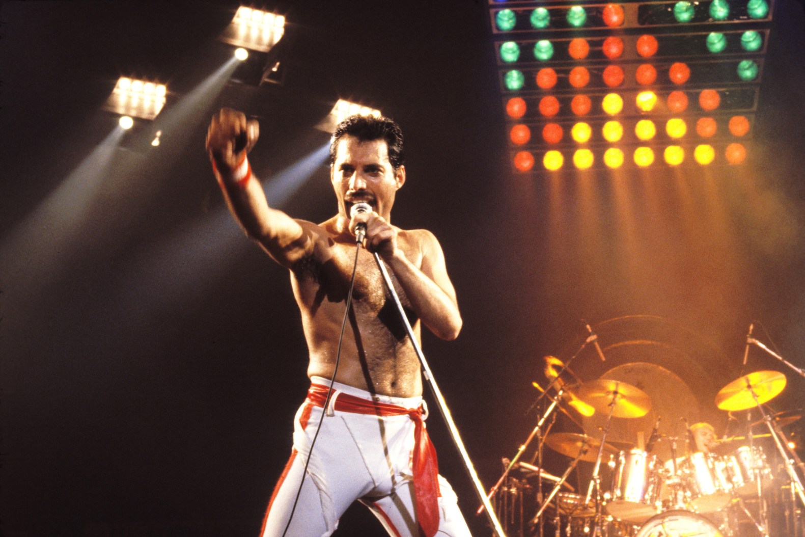 Freddie Mercury The Voice of a Generation 1 - Fans Joji™ Store gettyimages 75509449 925fe11c aa7d 4012 85b4 a55cd89b48a5 - Fans Joji™ Store